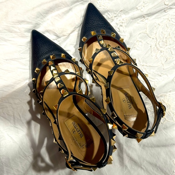 Trade** - Picture 7 of 7